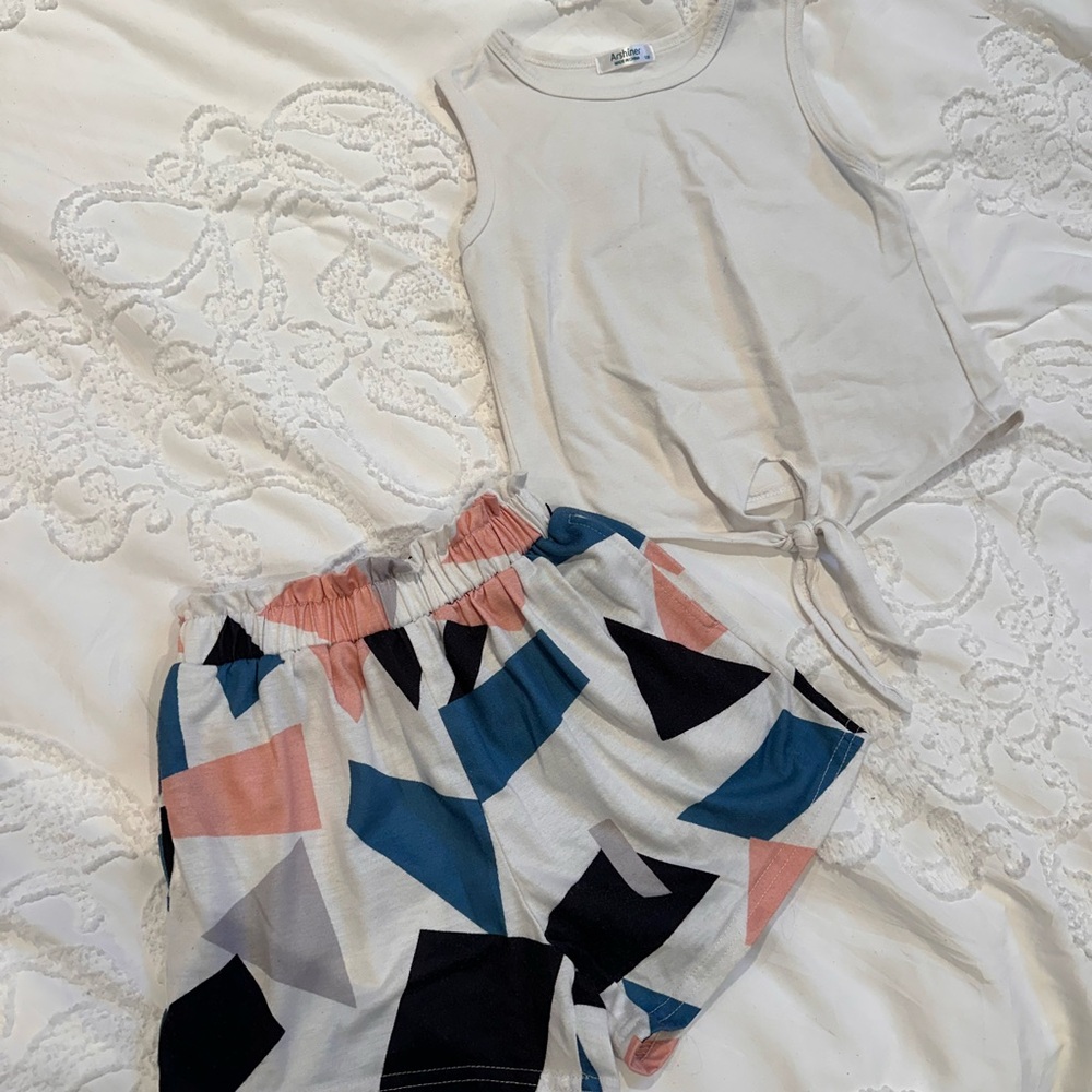 Kids Geometric Print Matching Set - White and Multicolor